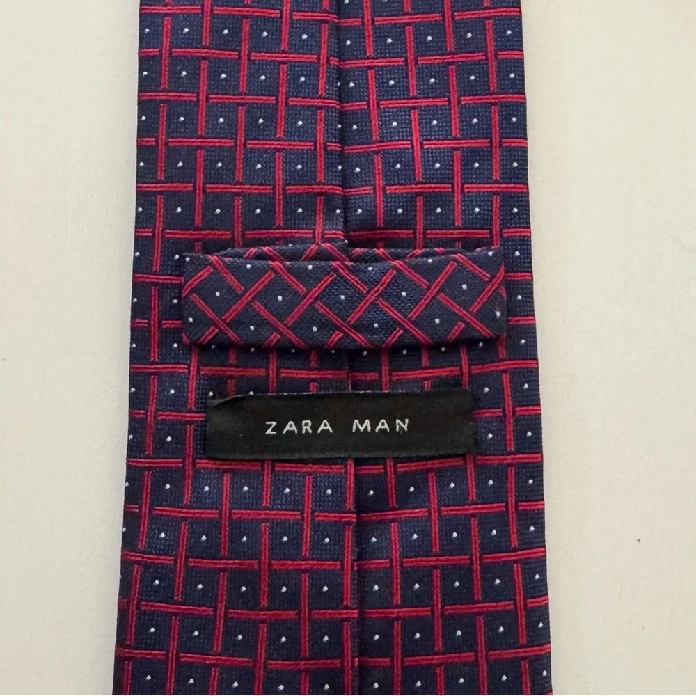 Zara Silk Tie